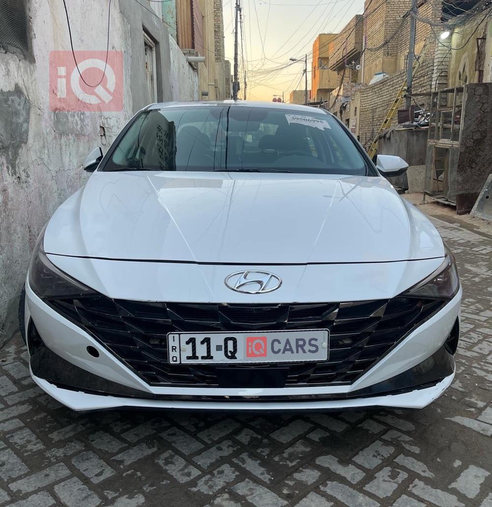هیوندای ئەلەنترا